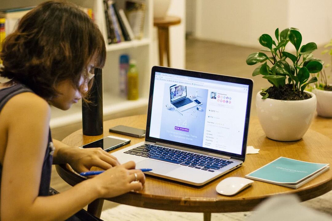 Sedentary work as a cause of thoracic osteochondrosis.